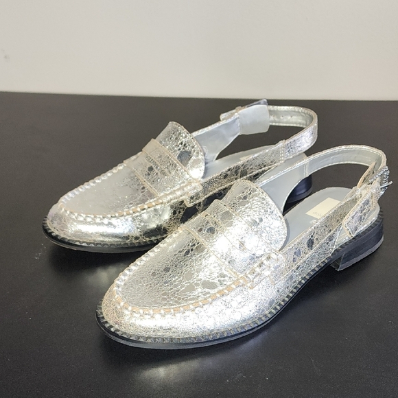 Dolce Vita Silver Flats with Strap Detail - Picture 4 of 8